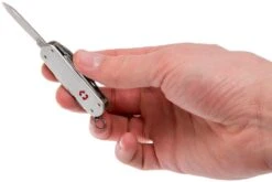 Victorinox MiniChamp Alox Silver 0.6381.26 Couteau Suisse 11 Victorinox MiniChamp Alox Silver 0.6381.26 Couteau Suisse -Magasin De Fournitures De Couteaux VT0 6381 26 05 victorinox vt0 6381 26 05