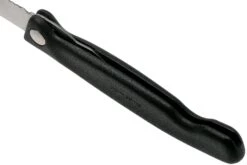 Victorinox SwissClassic Couteau à Légumes Pliant Dentelé Noir, 6.7833.FB 13 Victorinox SwissClassic Couteau à Légumes Pliant Dentelé Noir, 6.7833.FB -Magasin De Fournitures De Couteaux VT6 7833 FB 05 victorinox