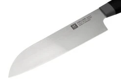 Zwilling Now S 1009654 Santoku, 18 Cm 9 Zwilling Now S 1009654 Santoku, 18 Cm -Magasin De Fournitures De Couteaux ZW1009654 03 zwilling